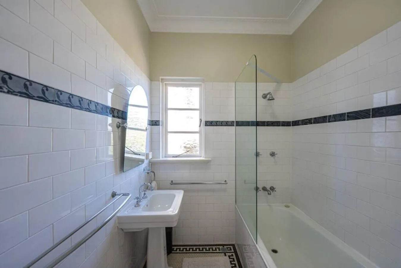 San Luca Apt5 -Historic City Pad Brisbane